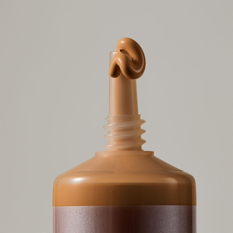 TimeWise® Matte 3D Foundation Medium 14​ (warm golden undertones)