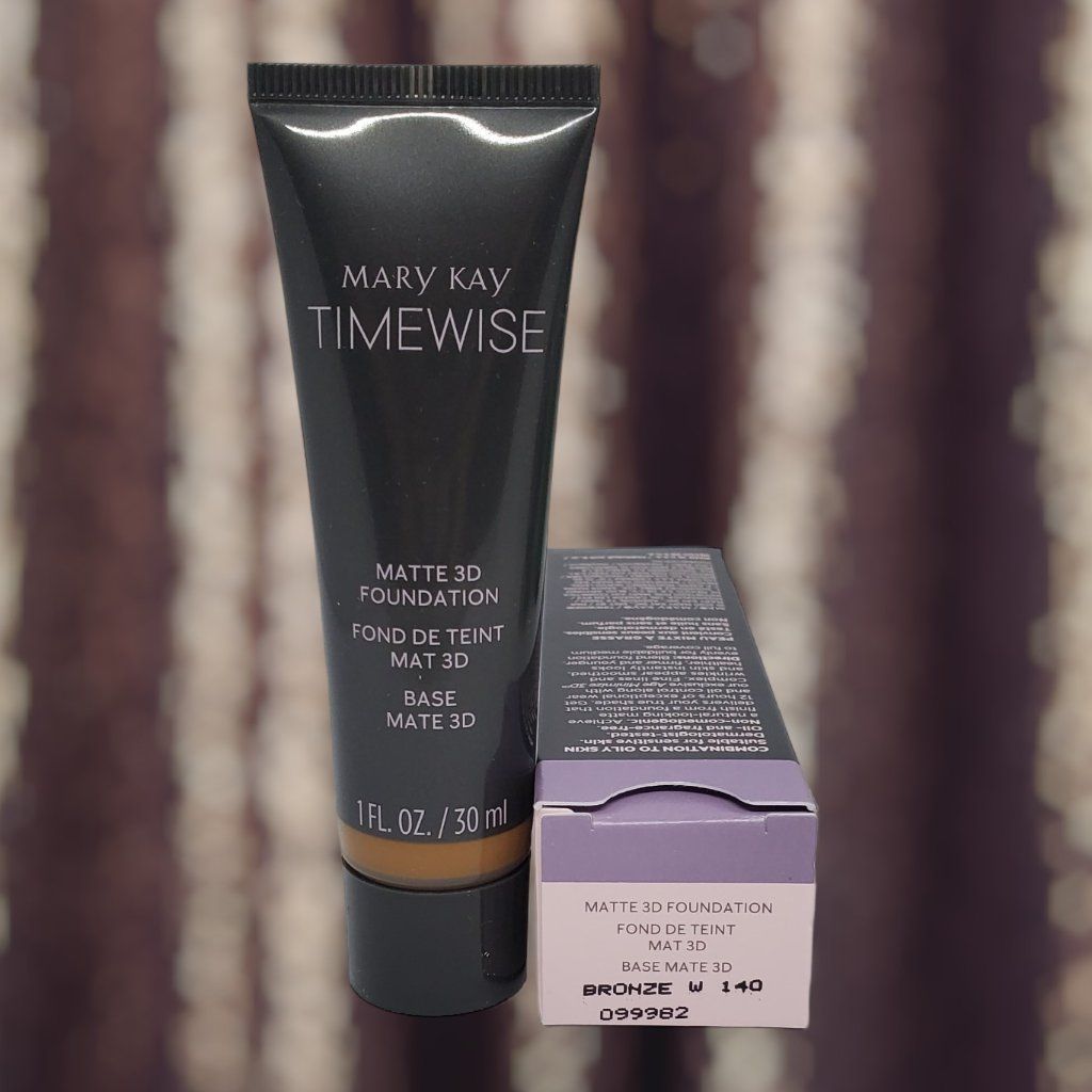 TimeWise® Matte 3D Foundation- Bronze W 140