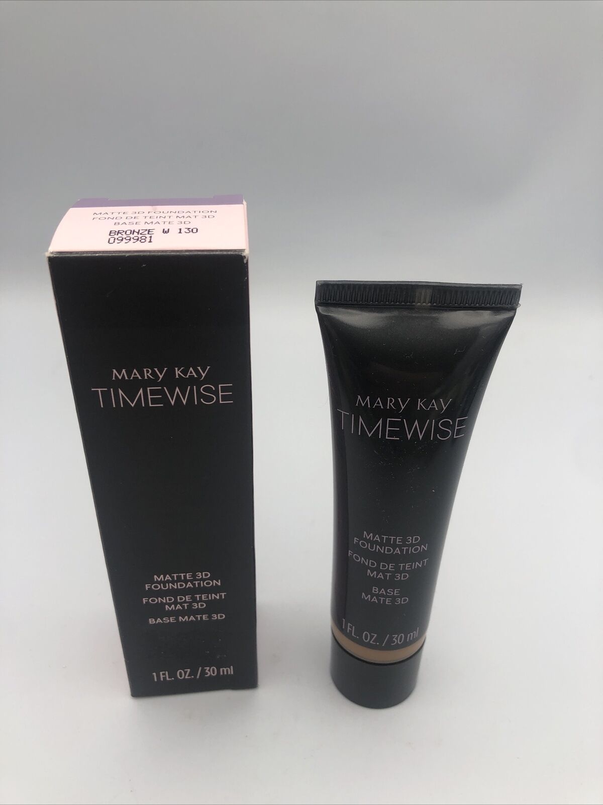 Mary Kay Time wise Foundation Matte 3D Bronze W 130